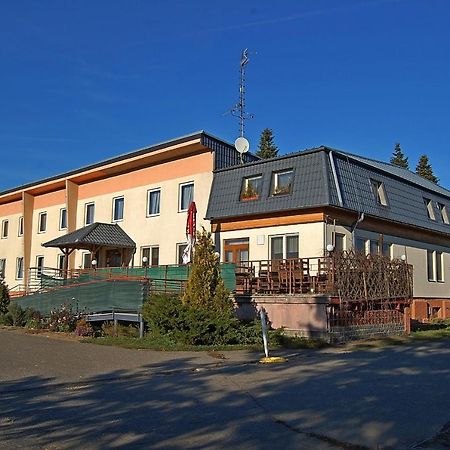 Hotel Vrchovina Podomi Bagian luar foto
