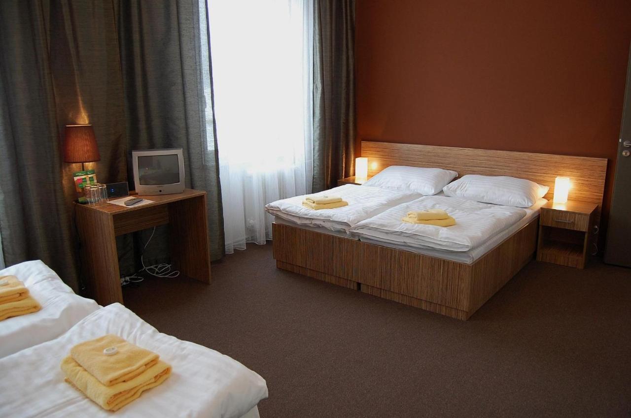 Hotel Vrchovina Podomi Bagian luar foto